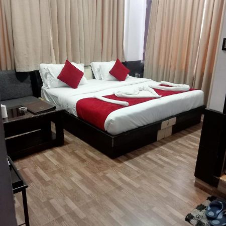 Holiday Hill Mountain View With Balcony McLeod Ganj Extérieur photo